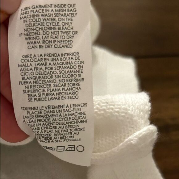 CAbi White Black Turnabout Cardigan Sweater Size XS style 6164 MSRP 130.00 - Picture 7 of 12